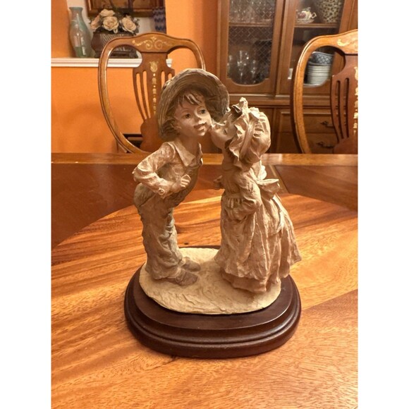 Boy & Girl Kissing Figurine 7 3/4"H x 6"W x6"W Multicolor - Picture 3 of 14